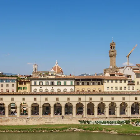 Ponte Vecchio Terrace *