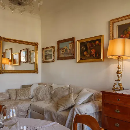 Ponte Vecchio Terrace פירנצה
